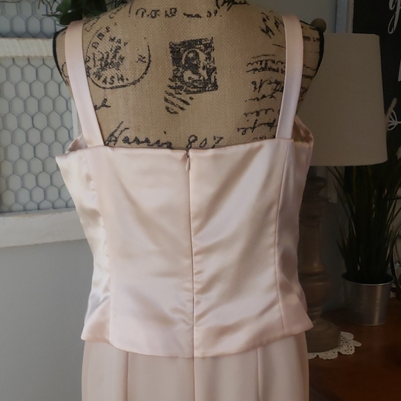 Junnie Leigh mother of bride/ groom dress size 16 - Picture 7 of 8